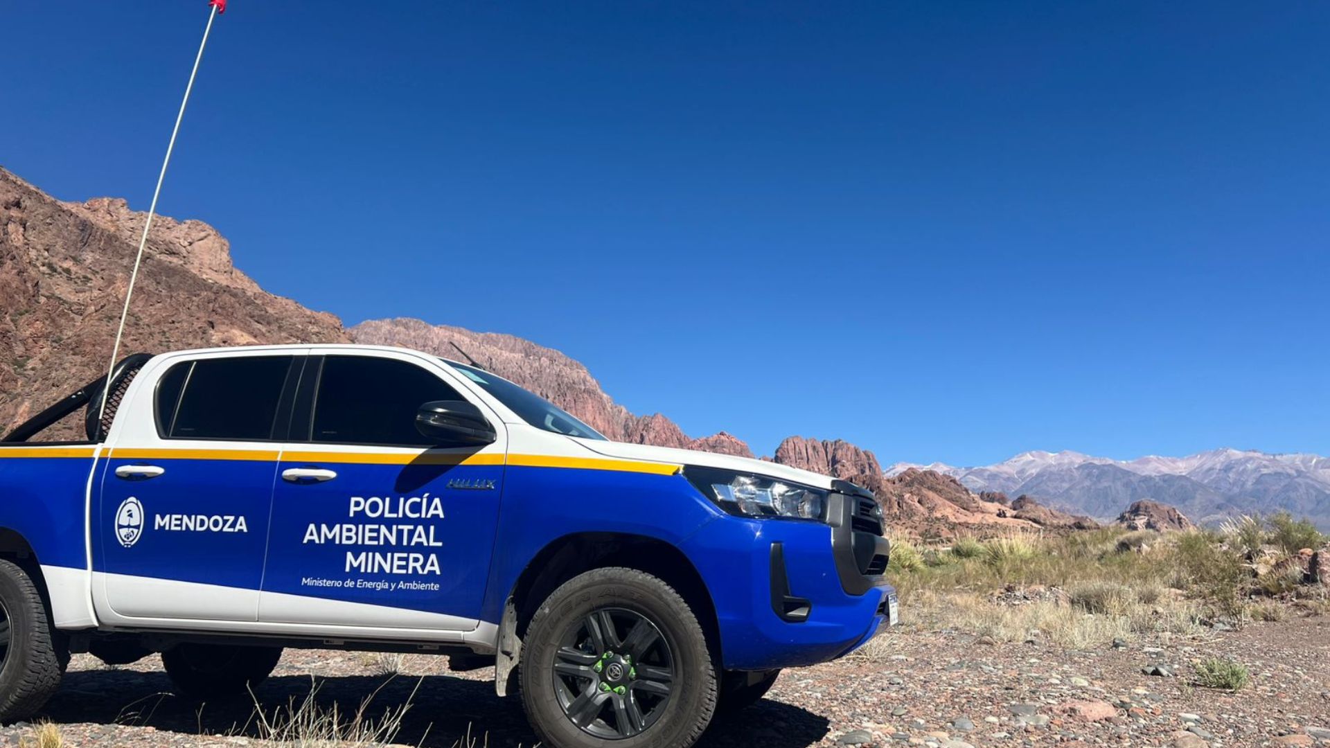 Mendoza refuerza la minería sostenible y ordena cese en dos minas tras inspección