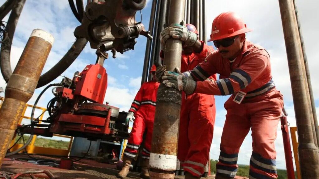 Oportunidad laboral en Vaca Muerta Oil Sur: buscan sumar personal especializado