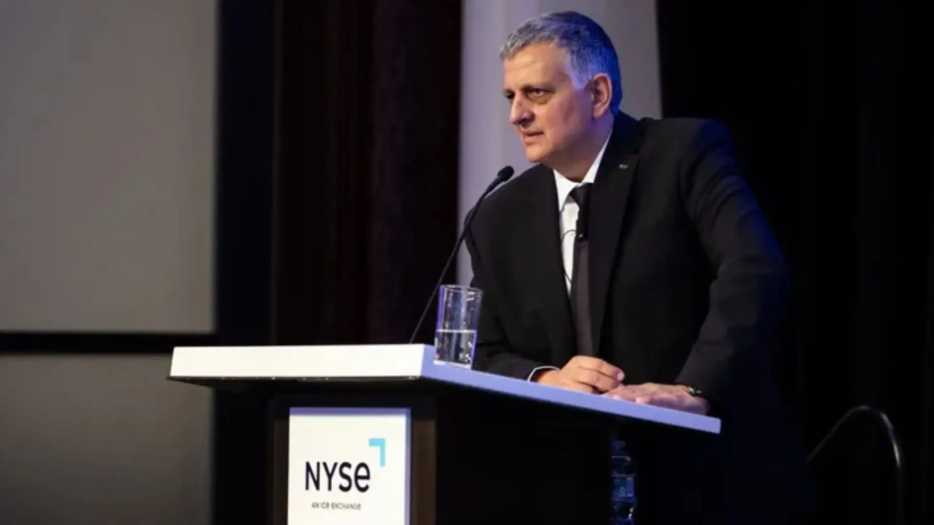 YPF aplica el 4% de baja en las naftas