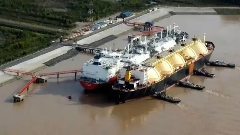 Neuquén convirtió en ley el acuerdo con YPF para impulsar el desarrollo del GNL