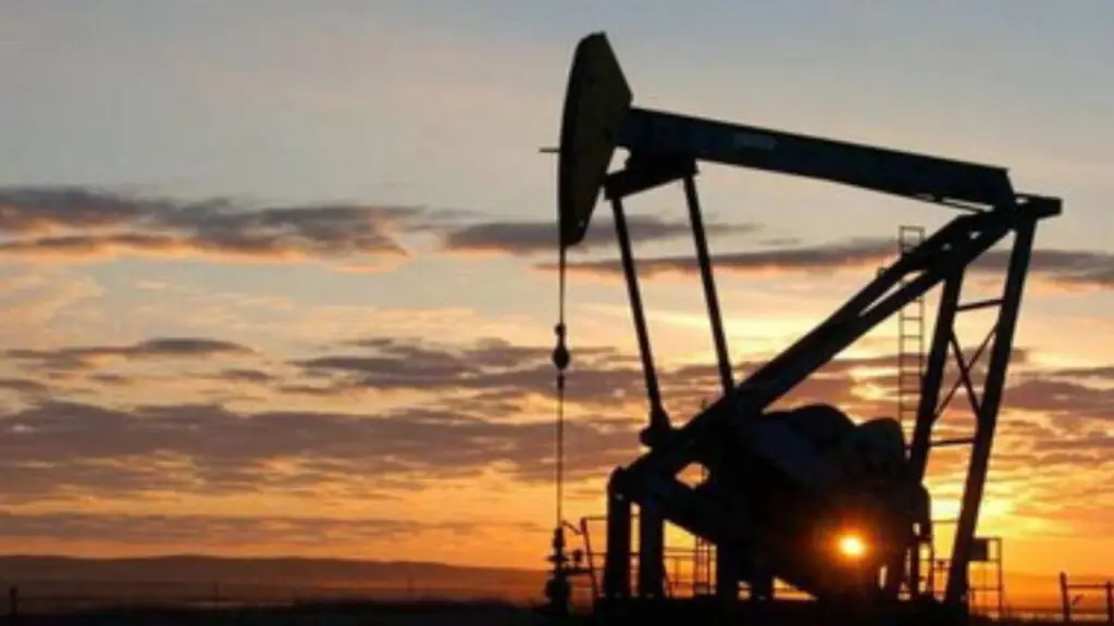 Petróleo: crece la expectativa por la reapertura del estrecho de Estrecho de Ormuz en medio de la tregua