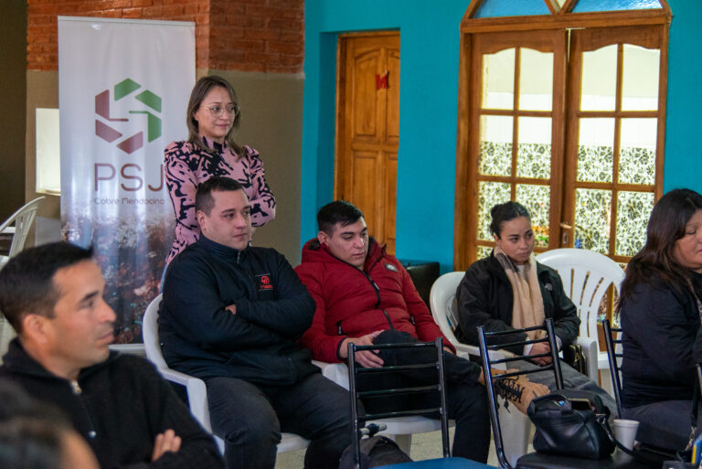 Emprendedores se capacitaron para sostener sus proyectos en un curso dictado por PSJ Cobre Mendocino