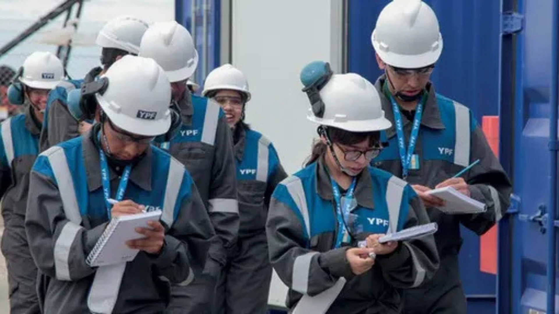 YPF vende activos en Mendoza por USD 405 millones y concentra inversiones en Vaca Muerta
