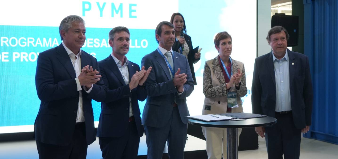 Mendoza firmó un acuerdo con YPF y el CFI para fortalecer a pymes petroleras