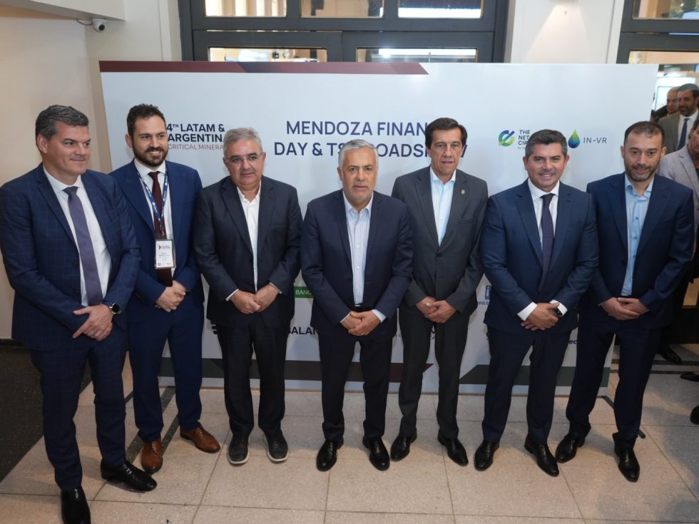 Mendoza acercó capital internacional a los proyectos mineros de la región y a la “Mesa del Cobre”