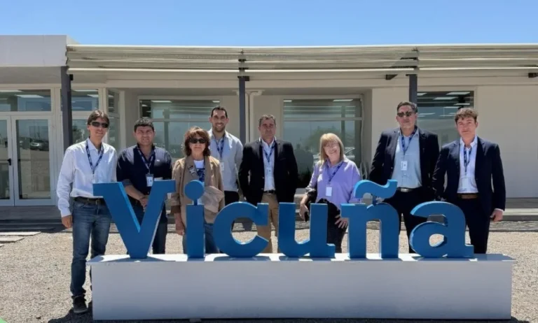 Proveedores mineros de La Rioja fortalecen vínculos con el proyecto Vicuña en San Juan