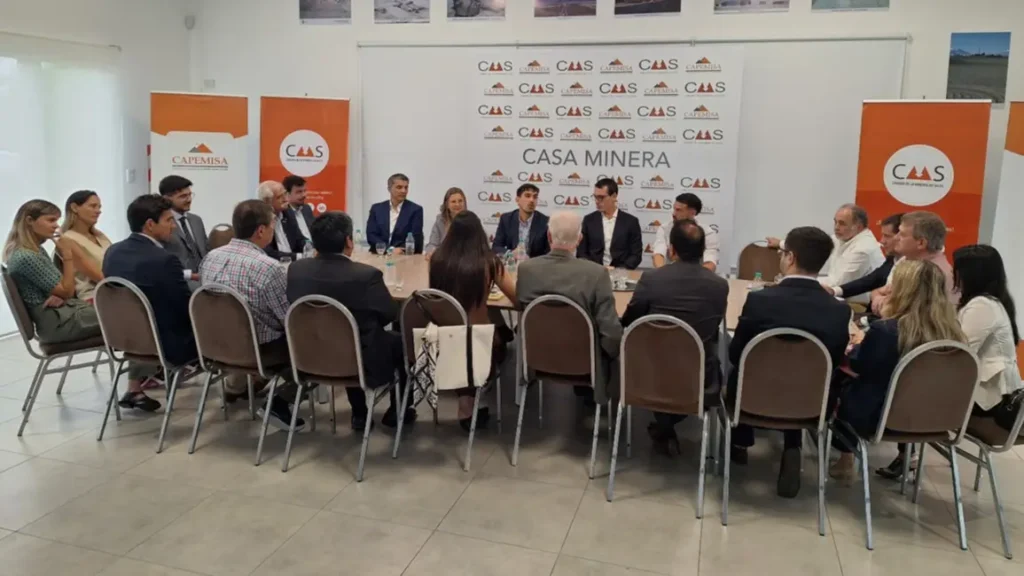 LLA y la minería salteña analizaron el marco ambiental para dar mayor previsibilidad al sector