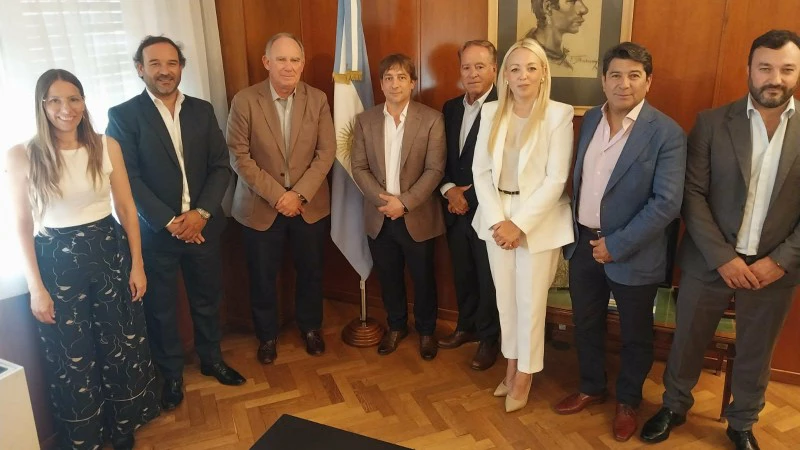 Proveedores mineros de Santa Cruz llevan a Nación una agenda para el desarrollo del sector