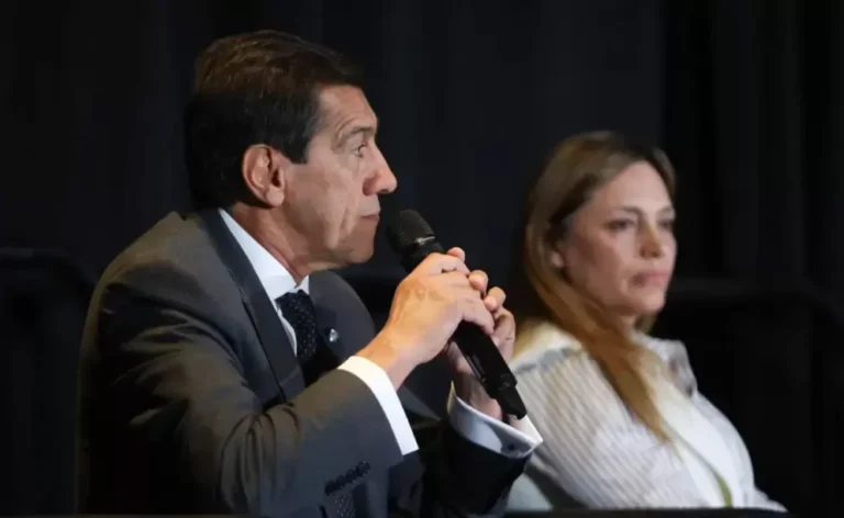 Jujuy asumió la presidencia de la mesa del litio y lanzó un mini RIGI desde PDAC en Canadá