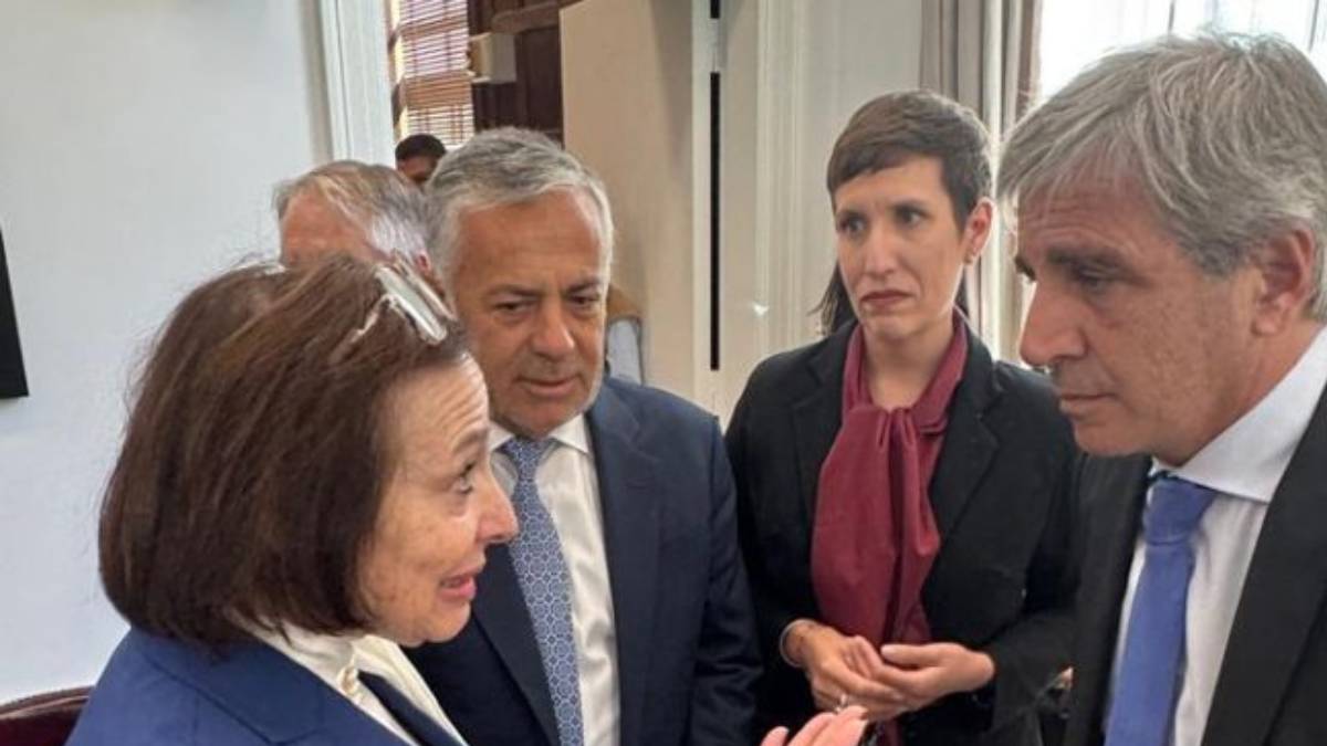 Mendoza participó en la apertura del Nasdaq, en Nueva York