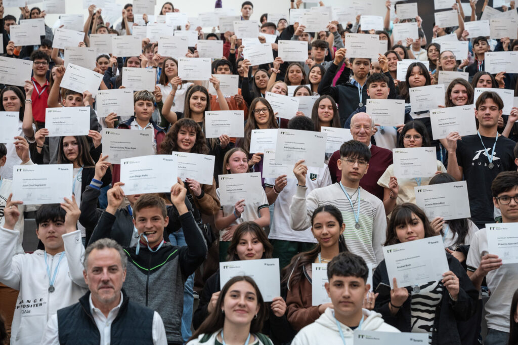 Hay tiempo hasta el 1 de abril para las becas Roberto Rocca- Nivel Secundario: cómo acceder
