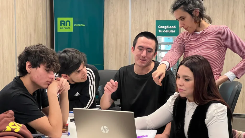 Río Negro: lanzan los últimos cupos para acceder a cursos gratuitos de empleo digital