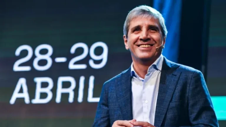 Caputo puso al RIGI en el centro del plan económico y adelantó la aprobación de nuevos proyectos