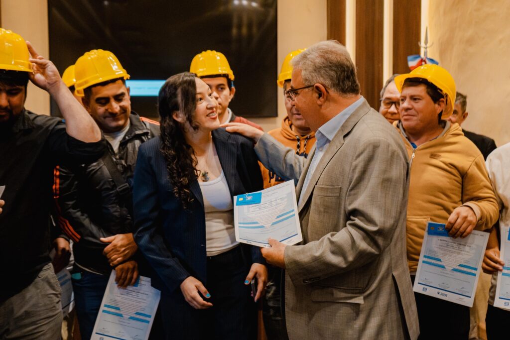 Catamarca amplía su oferta de formación superior virtual con foco en minería, energías renovables y desarrollo tecnológico