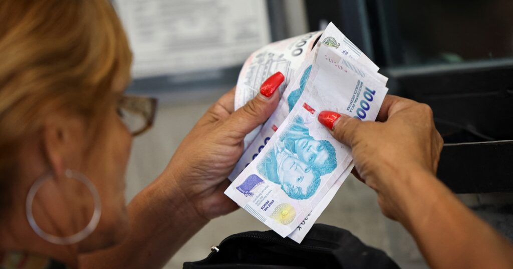 La economía de Milei consolida ganadores, esperadores, ajustados y perdedores