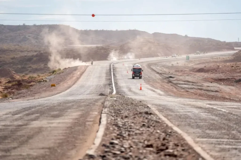 Neuquén prepara un nuevo esquema para financiar rutas en Vaca Muerta