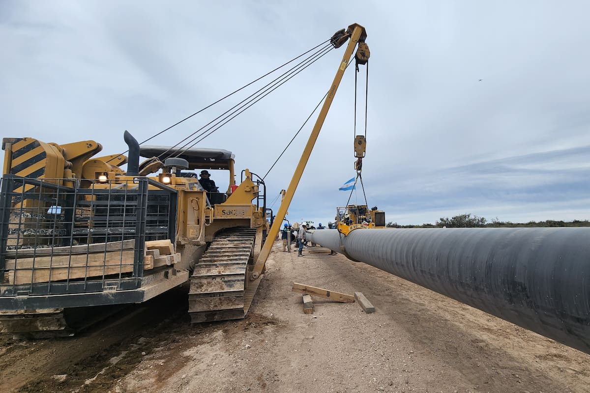 La energía consolidó su aporte al superávit comercial argentino durante el primer semestre