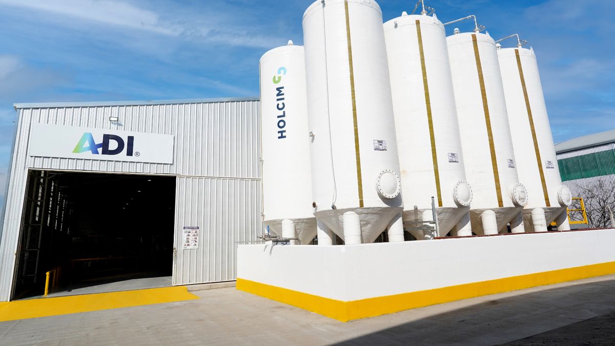 Holcim inauguró una planta de aditivos en Córdoba