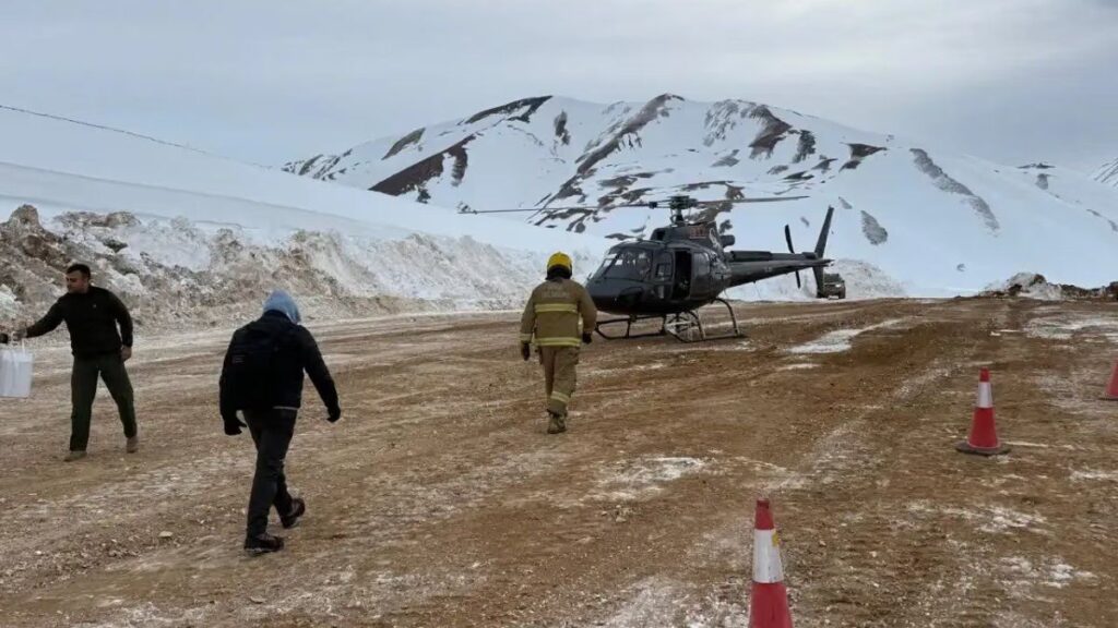 El clima extremo vuelve a tensionar las operaciones mineras en la alta montaña