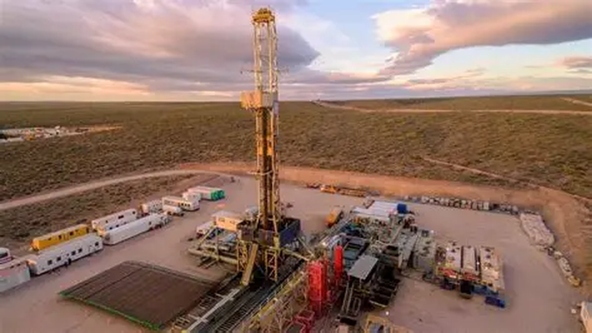 Petróleo en alza y aranceles de Estados Unidos abren oportunidades y riesgos para Argentina