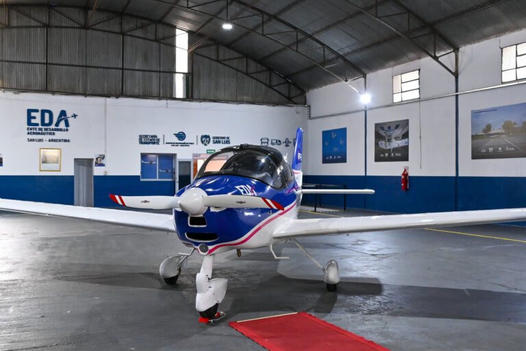 San Luis forma pilotos: una oportunidad para la minería