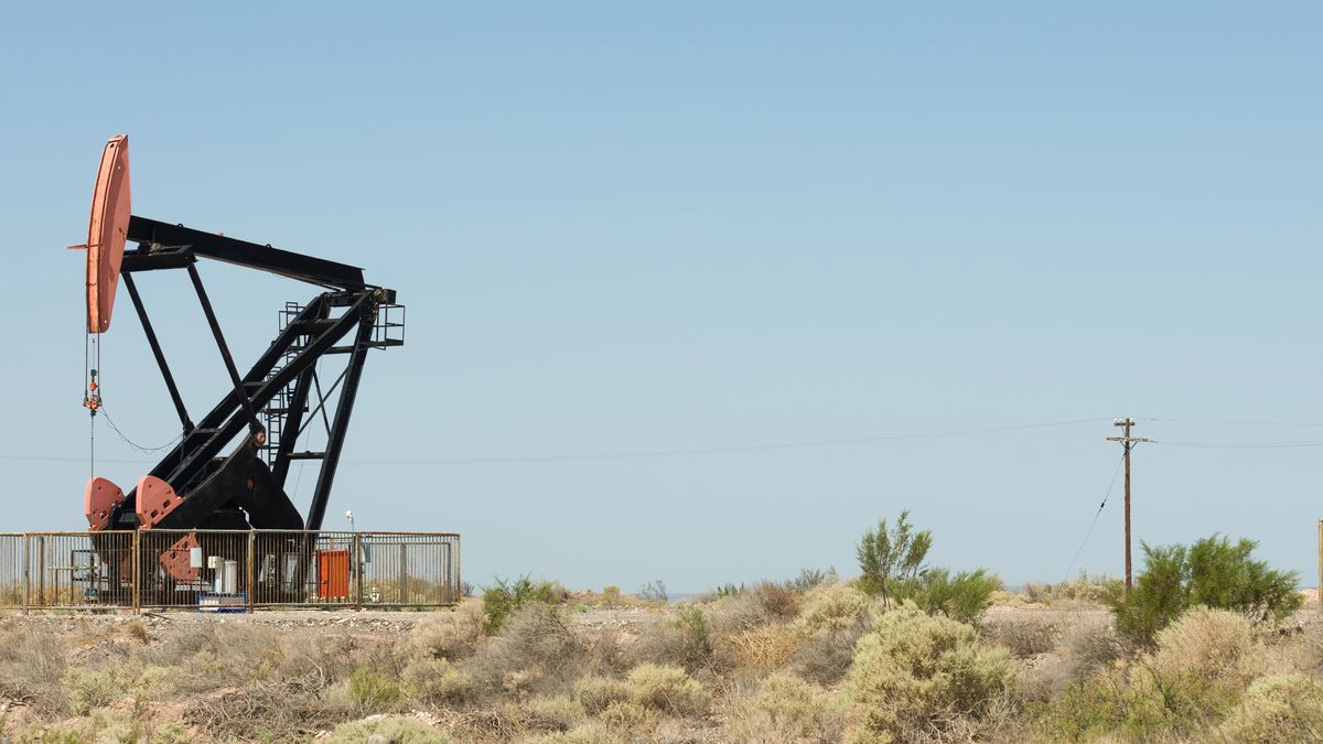Río Negro formalizó un esquema para impulsar el petróleo y gas convencional