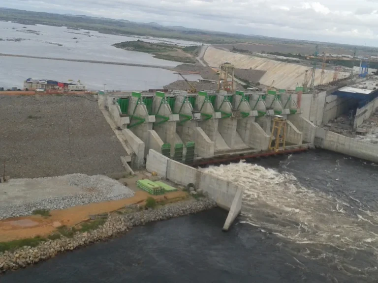 IMPSA avanza con contratos para incorporar 672 MW en dos represas de Venezuela